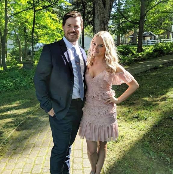 Meet your Posher, Lyndsey - Picture 1 of 1